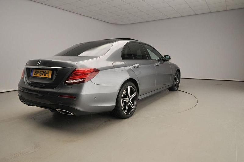 Gebraucht Mercedes E300 Premium Plus 211 PS (155 kW) 2019 Grau Limousine