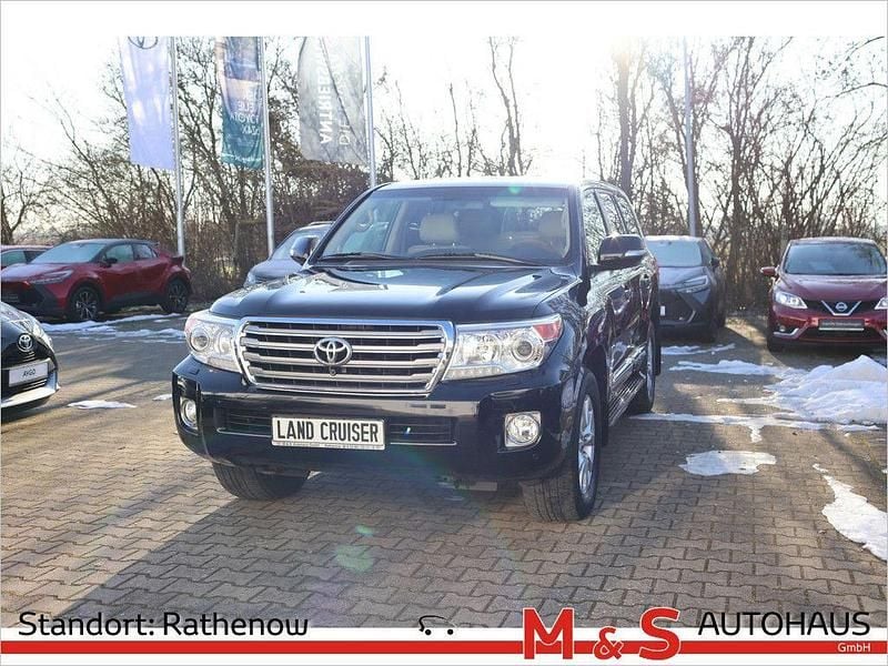 Schwarz Gebraucht 2014 Toyota Land Cruiser Executive SUV | 49.970 € (Etwas zu teuer) - Bild 1/4