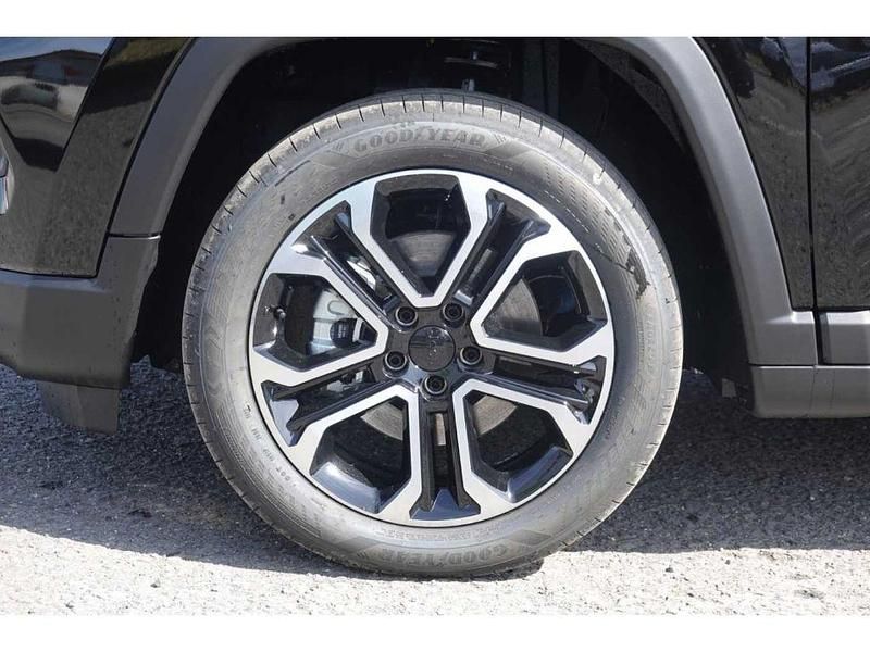 Neu Jeep Compass Altitude 131 PS (96 kW) 2025 Schwarz SUV