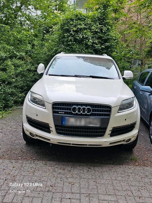 Beige Gebraucht 2011 Audi Q7 SUV | 14.500 € (Superpreis) - Bild 1/4