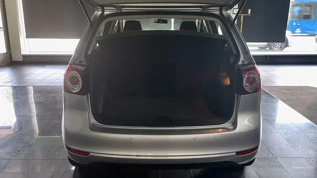 Gebraucht VW Golf Plus Cross 122 PS (89 kW) 2009 Silber Van / Kleinbus