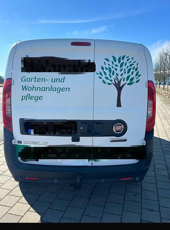 Gebraucht Fiat Doblò 120 PS (88 kW) 2019 Weiß Van / Kleinbus