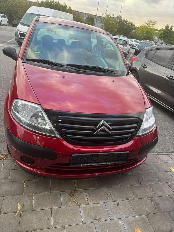 Rot Gebraucht 2005 Citroën C3 Style Kleinwagen | 2.300 € (Fairer Preis) - Bild 1/4