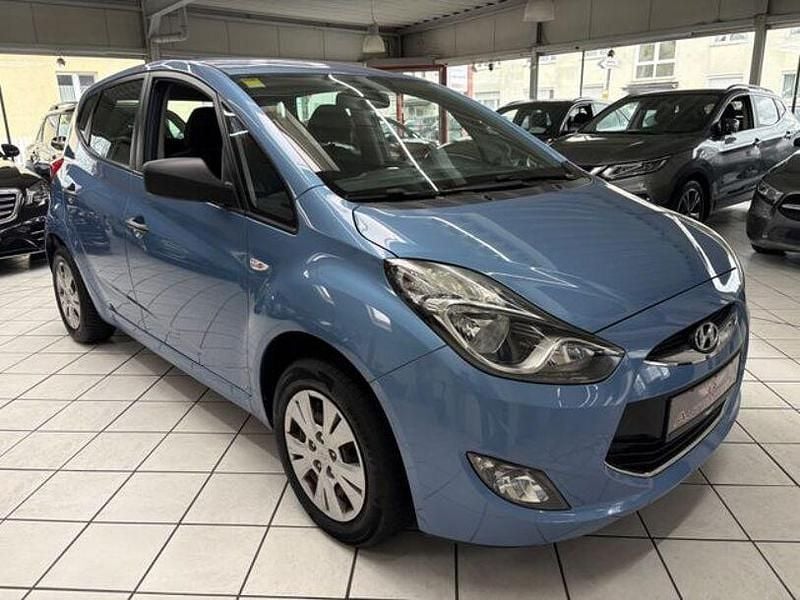 Gebraucht Hyundai ix20 Classic 90 PS (66 kW) 2011 Blau Kleinwagen