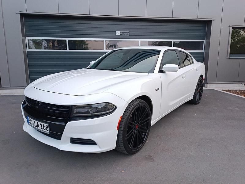 Weiß Gebraucht 2020 Dodge Charger Limousine | 26.499 € (Superpreis) - Bild 1/4