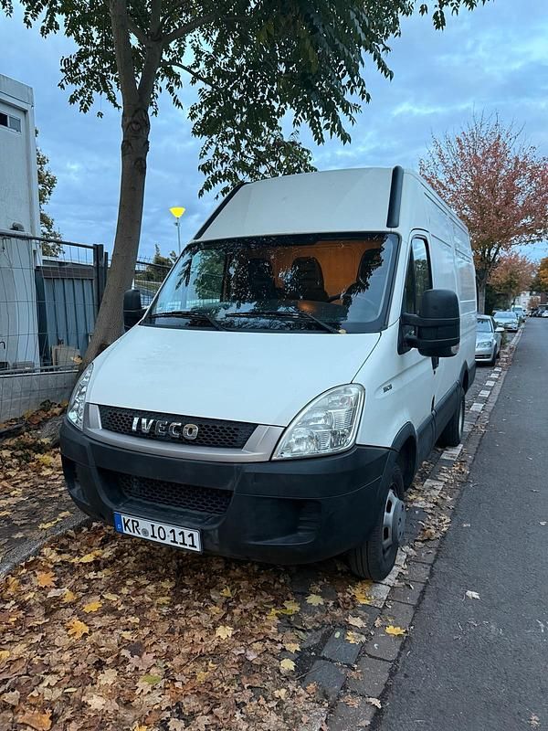 Gebraucht Iveco Daily 2010 Weiß Van