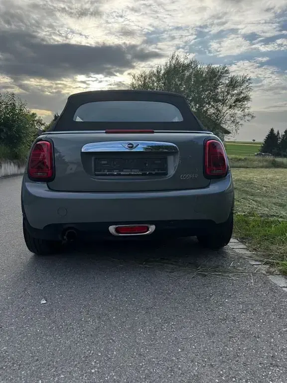 Gebraucht Mini Cooper 136 PS (100 kW) 2017 Grau Kleinwagen
