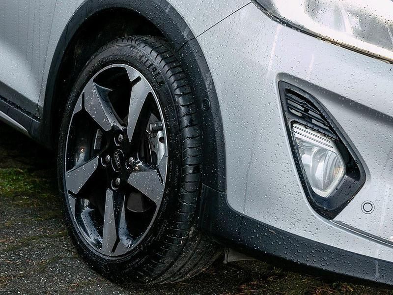 Gebraucht Ford Fiesta Active X 125 PS (91 kW) 2020 Silber Kleinwagen