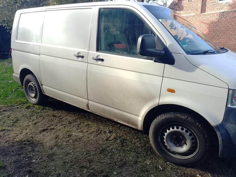 Weiß Gebraucht 2007 VW T5 Van | 2.750 € (Superpreis) - Bild 1/4