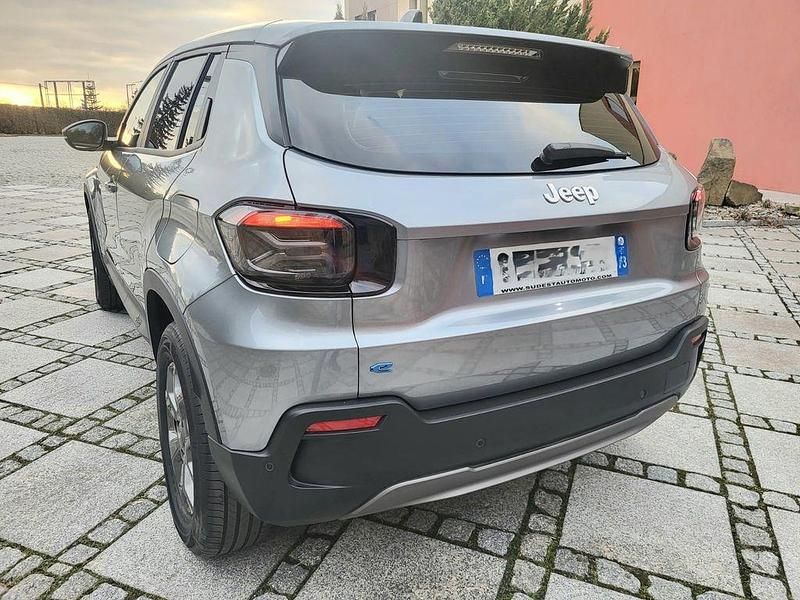 Gebraucht Jeep Avenger EV Longitude 114 kW (156 PS) 2024 Grau SUV