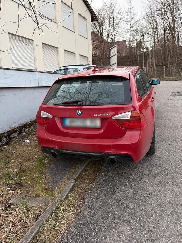 Gebraucht BMW 335 306 PS (225 kW) 2007 Rot Kombi