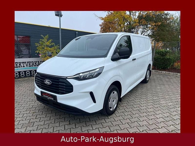 Weiß Gebraucht 2023 Ford Transit Custom Trend Van / Kleinbus | 28.980 € (Guter Preis) - Bild 1/4