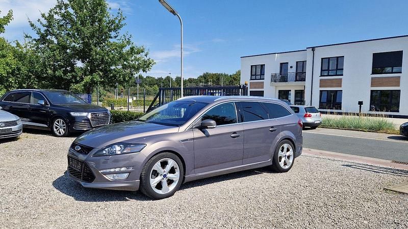 Gebraucht Ford Mondeo Titanium S 163 PS (119 kW) 2014 Braun Kombi