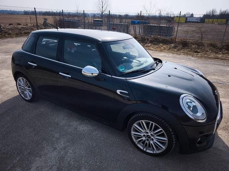 Gebraucht Mini Cooper Chili 136 PS (100 kW) 2016 Schwarz Kleinwagen