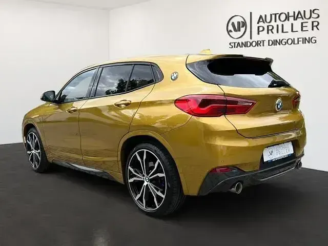 Gebraucht BMW X2 M Sport 192 PS (141 kW) 2020 Gold SUV