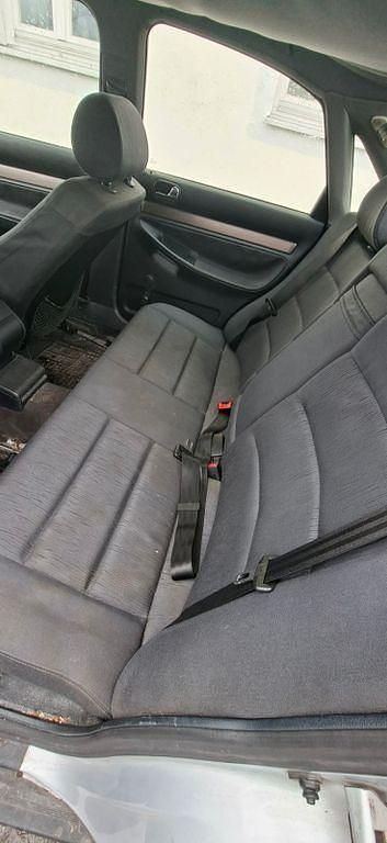 Gebraucht Audi A4 101 PS (74 kW) 1999 Silber Limousine