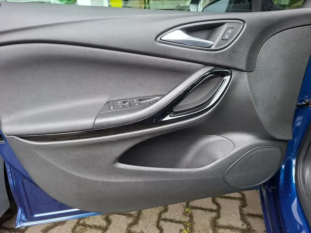 Gebraucht Opel Astra Elegance 110 PS (80 kW) 2021 Blau Kombi