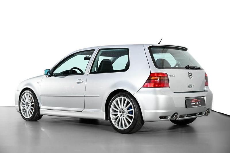 Gebraucht VW Golf IV R 241 PS (177 kW) 2003 Silber Limousine