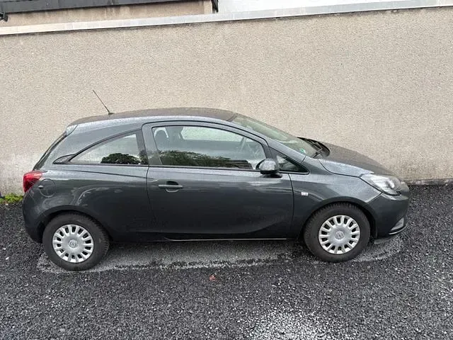 Usata Opel Corsa Selection 69 CV (50 kW) 2017 Grigio Utilitaria
