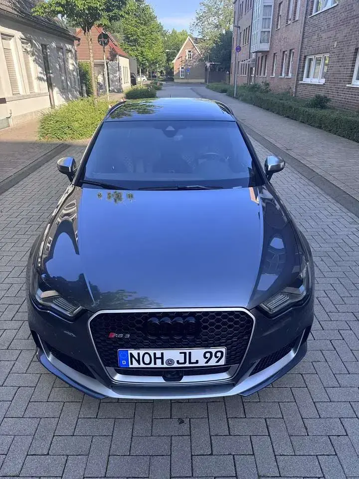 Gebraucht Audi RS3 Sportback 367 PS (269 kW) 2015 Grau Kleinwagen