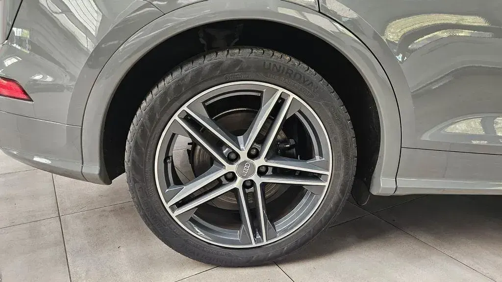 Gebraucht Audi SQ5 Ambiente 347 PS (255 kW) 2020 Grau metallic SUV