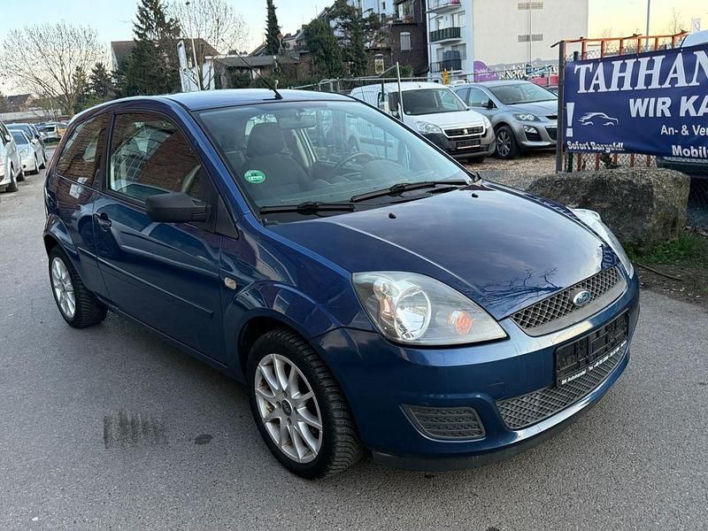 Gebraucht Ford Fiesta Style 60 PS (44 kW) 2008 Blau Kleinwagen