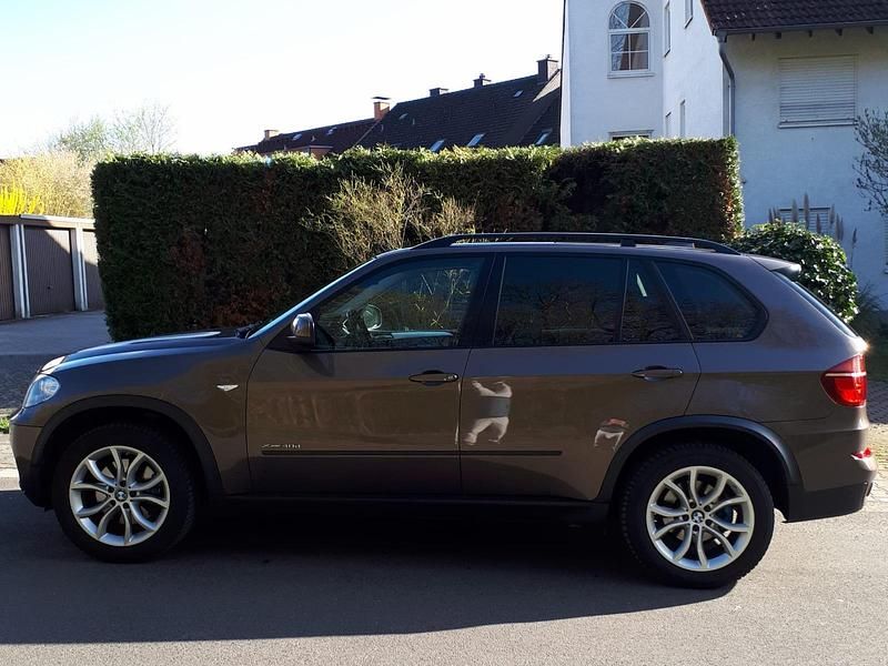 Gebraucht BMW X5 306 PS (225 kW) 2011 Braun SUV