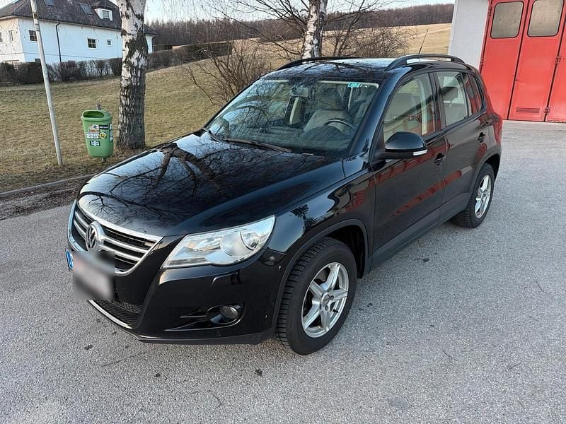 Gebraucht VW Tiguan 140 PS (102 kW) 2009 Schwarz SUV