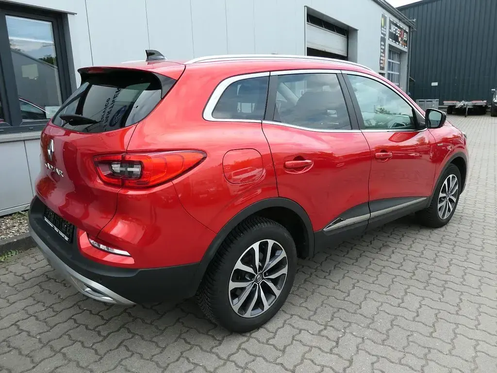 Gebraucht Renault Kadjar LIMITED 140 PS (102 kW) 2020 Rot SUV