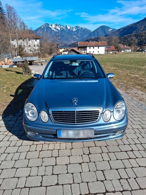 Brugt Mercedes E320 2002 Blå Stationcar