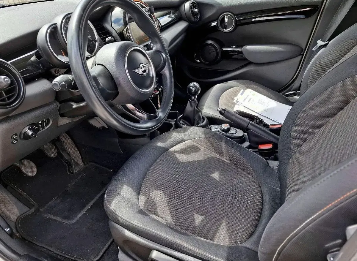 Gebraucht Mini ONE 102 PS (75 kW) 2015 Weiß Kleinwagen