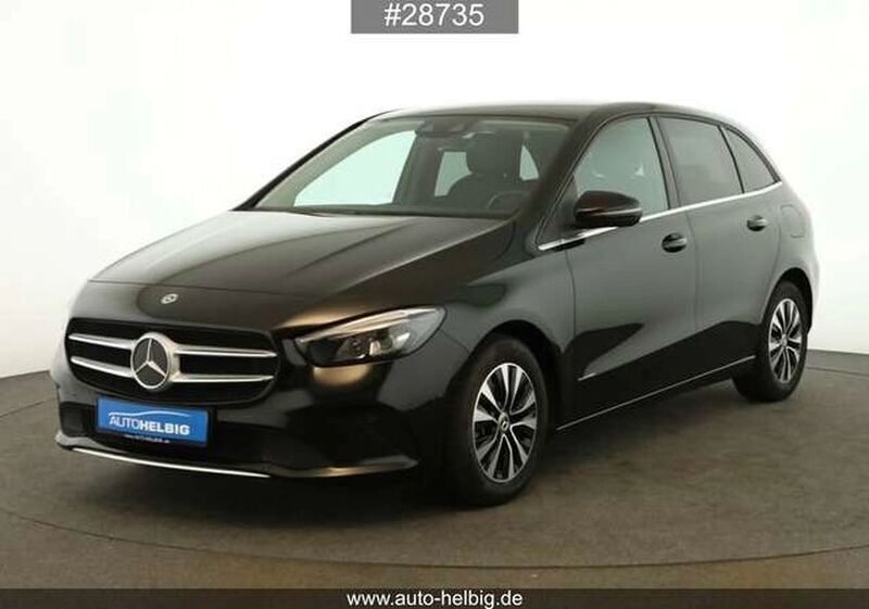 Schwarz Gebraucht 2022 Mercedes B180 Style Van / Kleinbus | 22.949 € (Guter Preis) - Bild 1/4