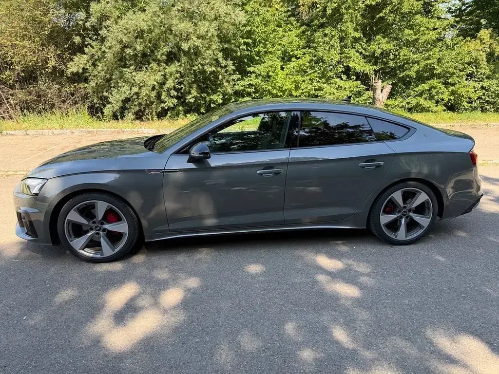 Gebraucht Audi A5 S-Line 204 PS (150 kW) 2024 Grau Limousine