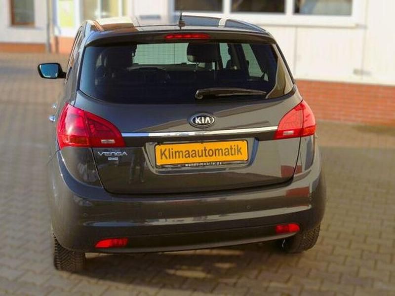 Gebraucht Kia Venga DREAM-TEAM Edition 125 PS (91 kW) 2019 Grau Kleinwagen