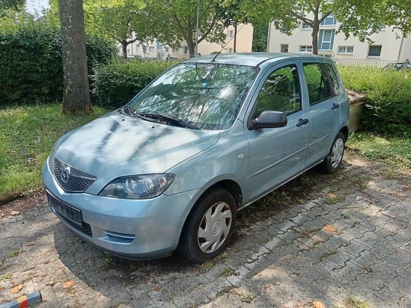 Silber Gebraucht 2007 Mazda 2 Comfort Limousine | 1.500 € (Fairer Preis) - Bild 1/4