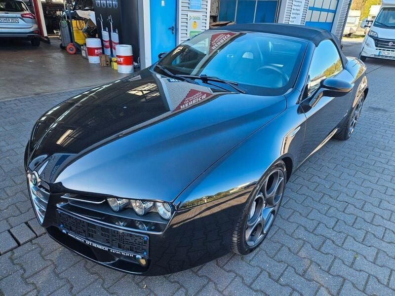 Schwarz Gebraucht 2011 Alfa Romeo Spider Cabrio | 17.990 € (Fairer Preis) - Bild 1/4