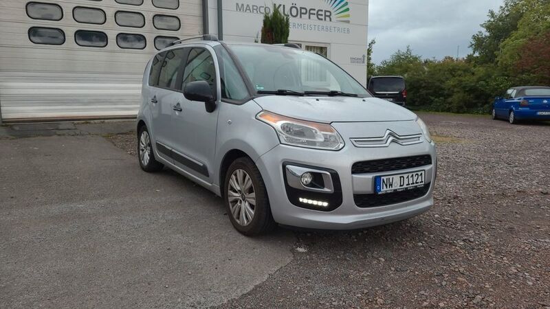 Grau Gebraucht 2018 Citroën C3 Exclusive Kleinwagen | 4.650 € (Guter Preis) - Bild 1/4