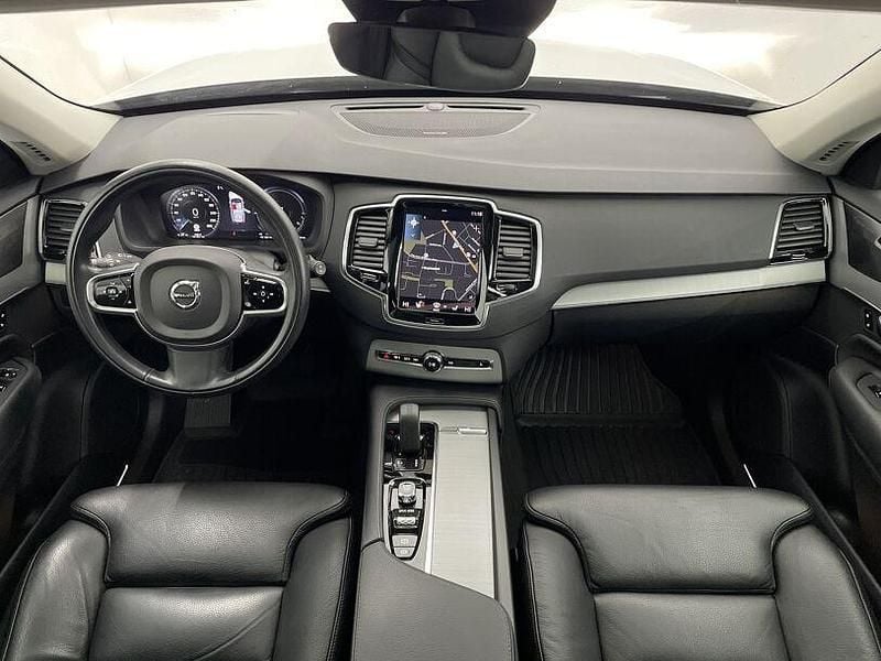 Gebraucht Volvo XC90 Ultimate 235 PS (172 kW) 2020 Onyx black (metallic) SUV