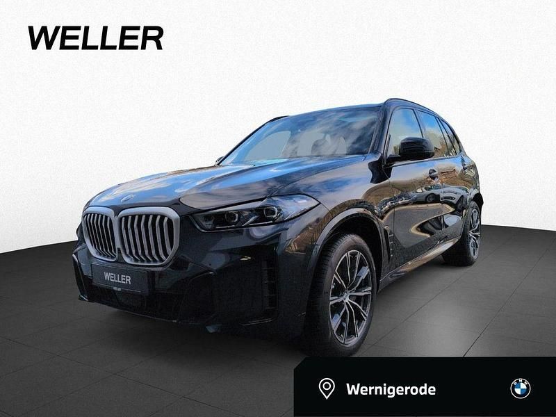 Carbonschwarz (schwarz) Neu 2025 BMW X5 Comfort Edition SUV | 104.550 € (Fairer Preis) - Bild 1/4