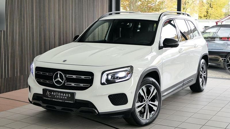 Weiß Gebraucht 2020 Mercedes GLB250 Progressive SUV | 33.990 € (Guter Preis) - Bild 1/4