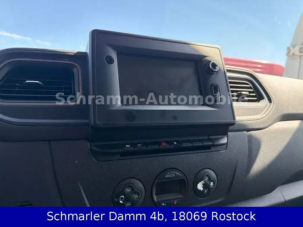 Gebraucht Opel Movano 150 PS (110 kW) 2020 Weiß Van / Kleinbus