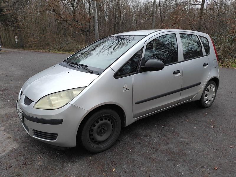 Silber Gebraucht 2005 Mitsubishi Colt Limousine | 1.200 € (Fairer Preis) - Bild 1/4