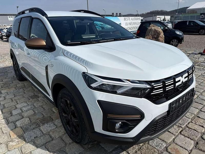 Neu Dacia Jogger Extreme 110 PS (80 kW) 2025 Gletscherweiß Van / Kleinbus