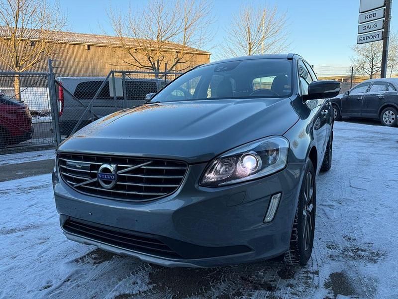 Grau Gebraucht 2016 Volvo XC60 Summum SUV | 8.900 € - Bild 1/4