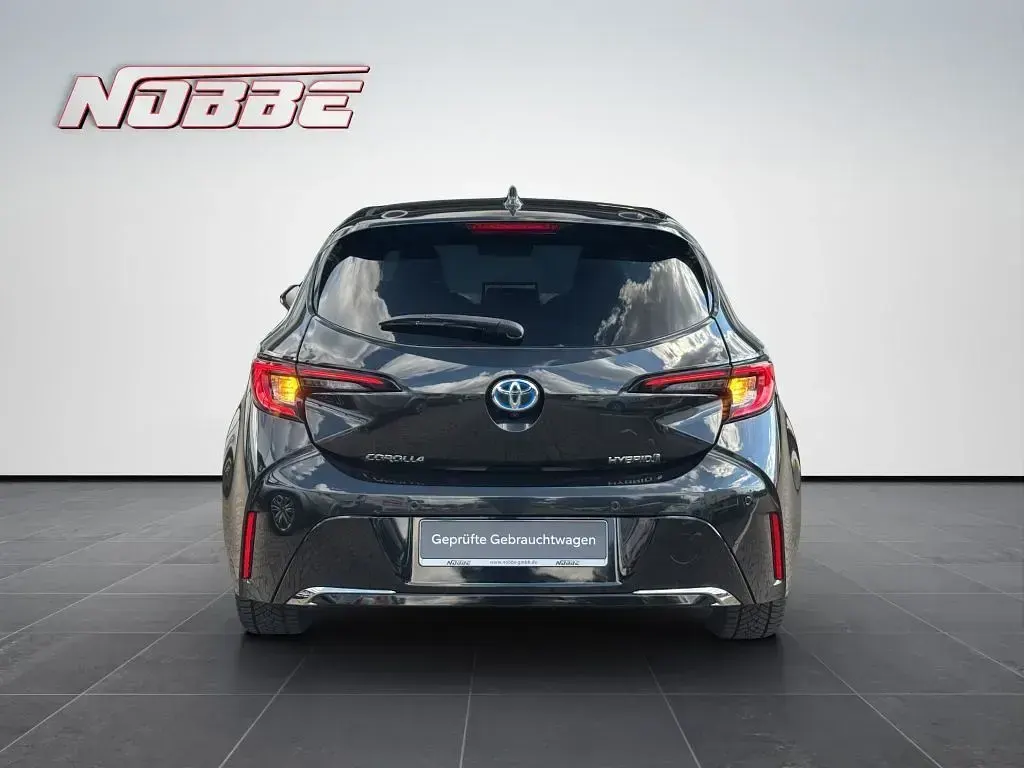 Gebraucht Toyota Corolla Team 140 PS (102 kW) 2024 Schwarz Limousine