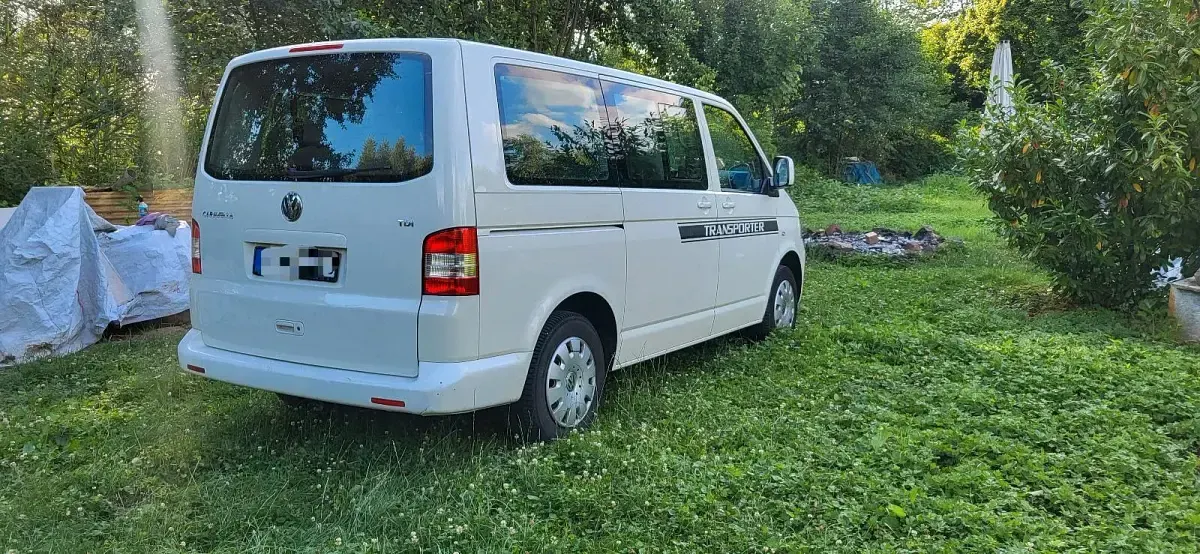Gebraucht VW Caravelle 130 PS (95 kW) 2006 Weiß Van