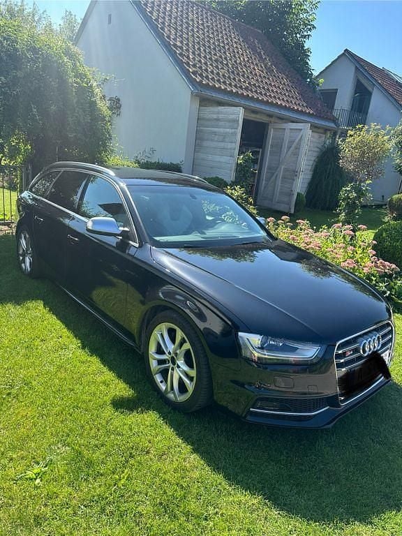 Schwarz Gebraucht 2012 Audi S4 Ambiente Kombi | 20.000 € (Guter Preis) - Bild 1/4