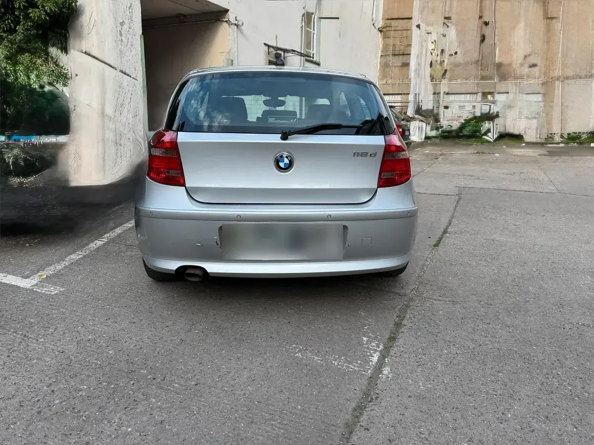Gebraucht BMW 116 116 PS (85 kW) 2010 Silber Kleinwagen
