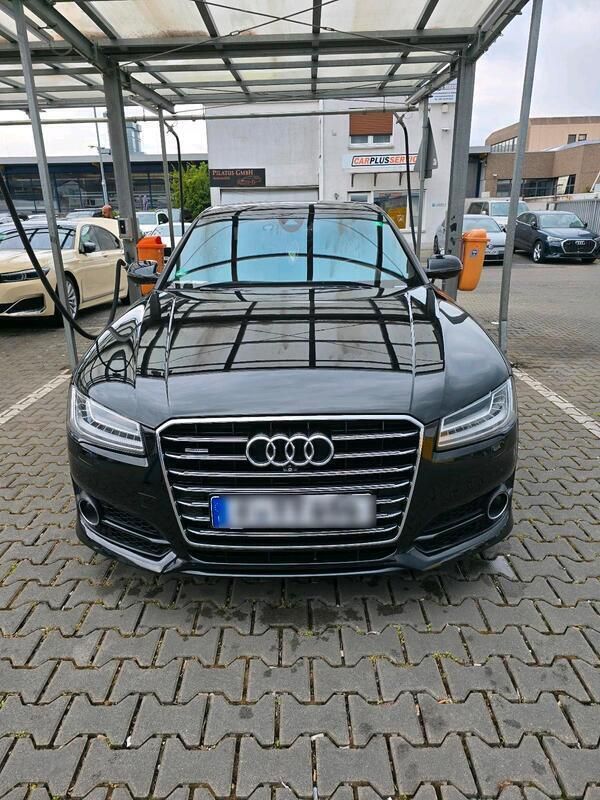 Schwarz Gebraucht 2017 Audi A8 Exclusive Limousine | 30.700 € (Guter Preis) - Bild 1/4