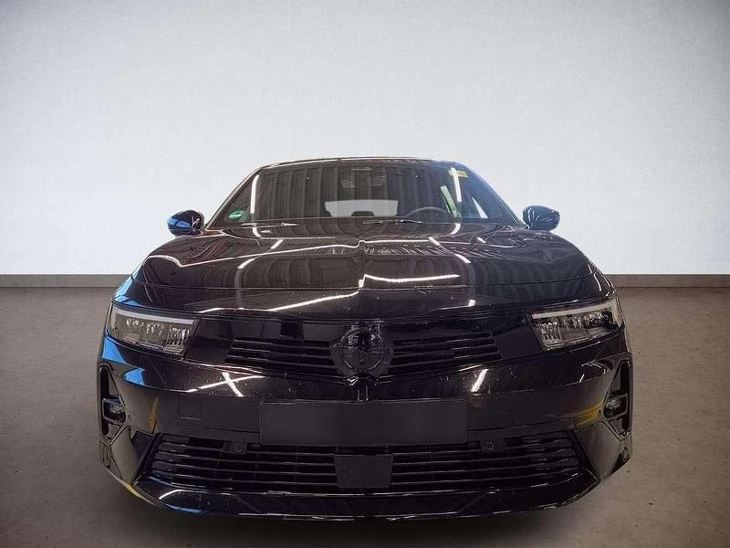 Gebraucht Opel Astra 131 PS (96 kW) 2024 Karbon schwarz Kombi